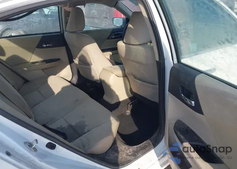 2015 Honda Accord Lx z USA, uszkodzony, nr VIN 1HGCR2F36FA204628